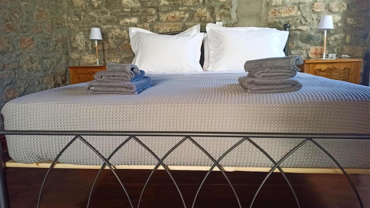 Casa Di Pietra Neapoli (Crete)