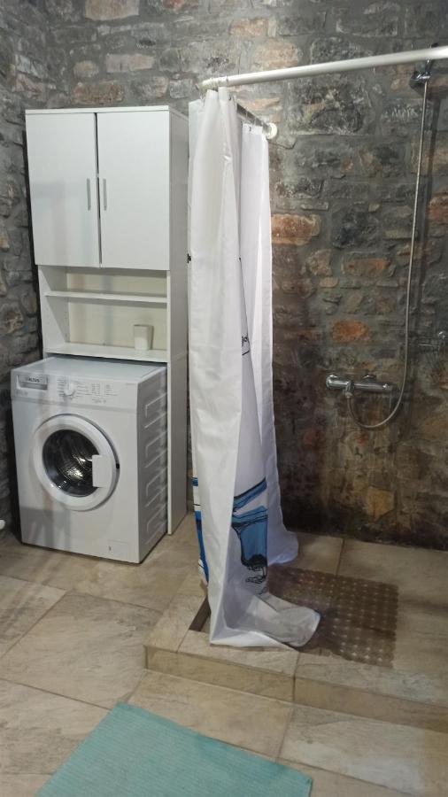 Casa Di Pietra Neapoli (Crete)